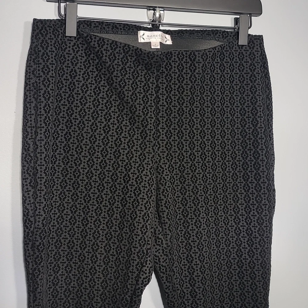 Nanette Lepore Stretch Velour Flocked Geometric Black Pull On Pants Leggings